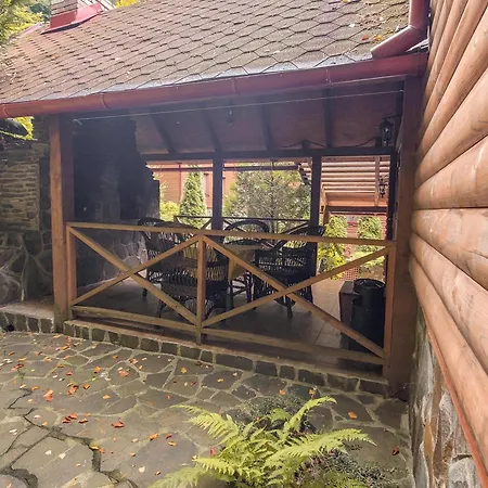 Bed and breakfast Elf-cottage