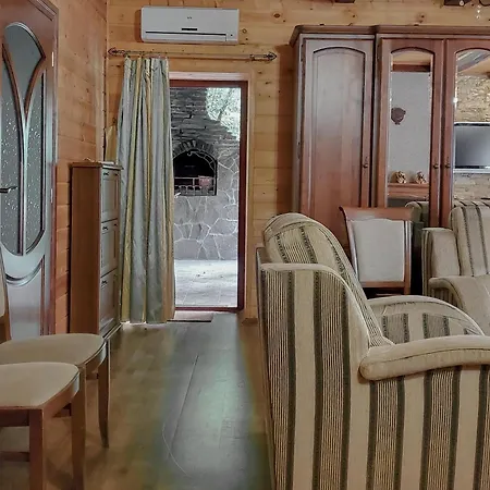 Elf-cottage 3* Tur'ya Paseka