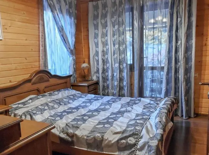 Elf-cottage 3* Tur'ya Paseka