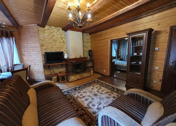 Elf-cottage Bed & Breakfast Tur'ya Paseka